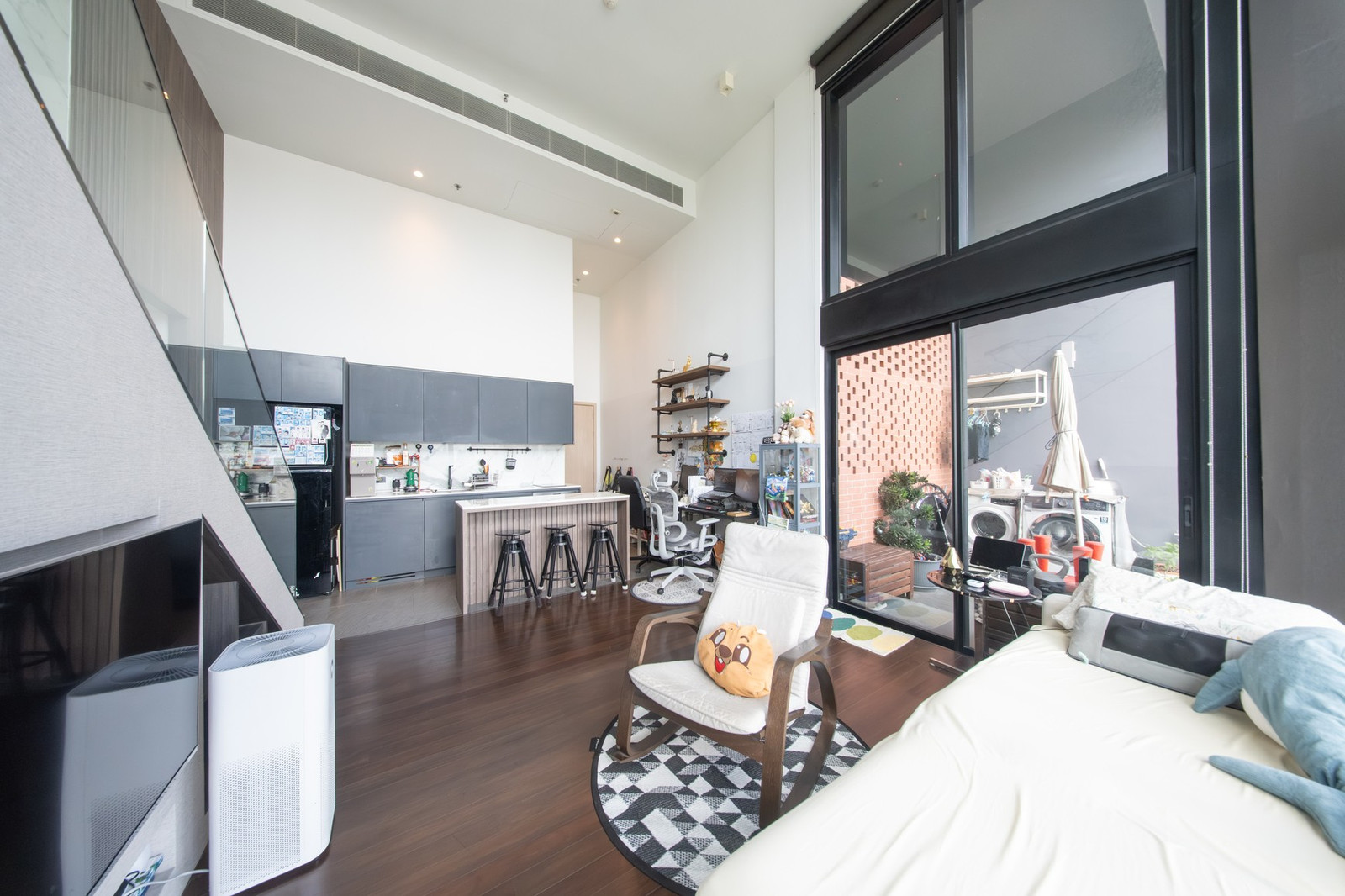 โอกาสหายาก คอนโด 2 ห้องนอน The Lofts Silom ใจกลางสีลม ใกล้ BTS สุรศักดิ์ - U6413359 – รูปที่ 3