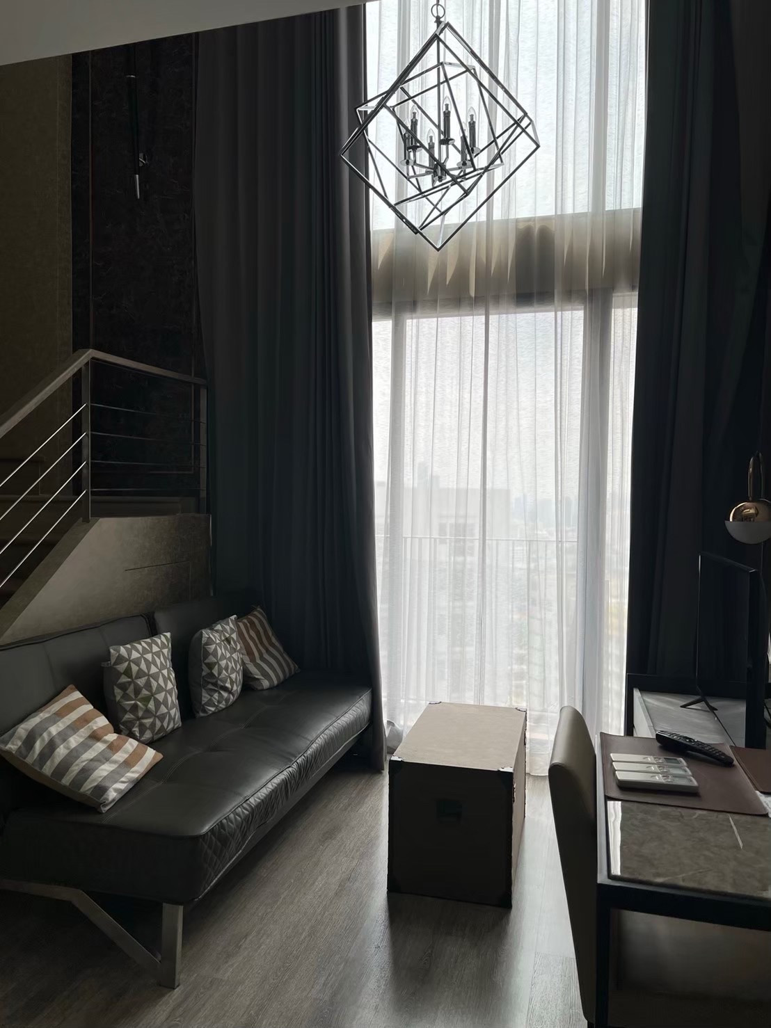 Condo For Rent🏠IDEO MOBI ASOKE 35sqm 32floor 🔷Room Duplex Condo For Rent🏠IDEO MOBI ASOKE 35sqm 32floor 🔷Room Duplex