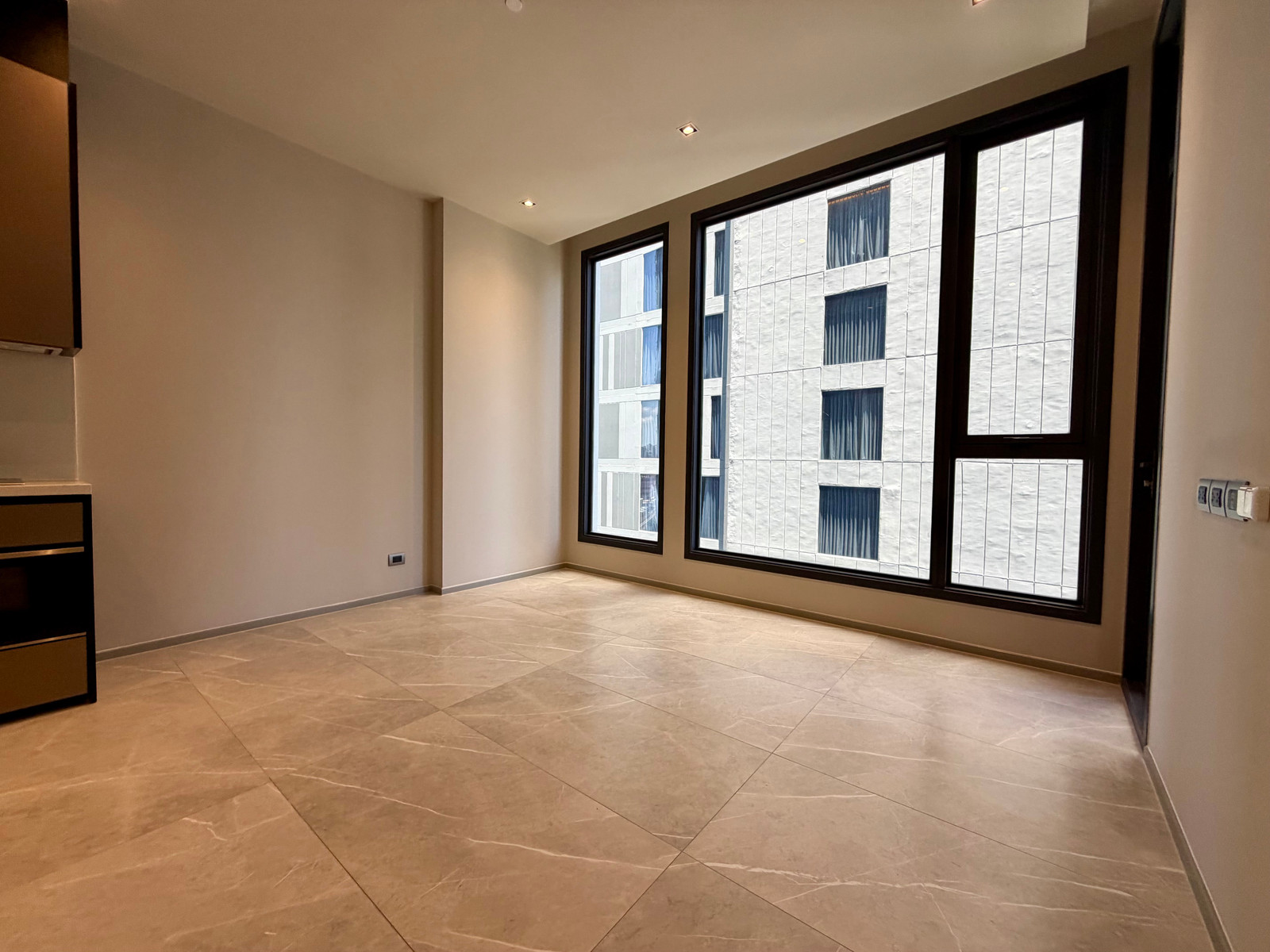Pro room, really good price, free of all expenses, transfer date of ownership, call 0946503223 Pro room, really good price, free of all expenses, transfer date of ownership, call 0946503223