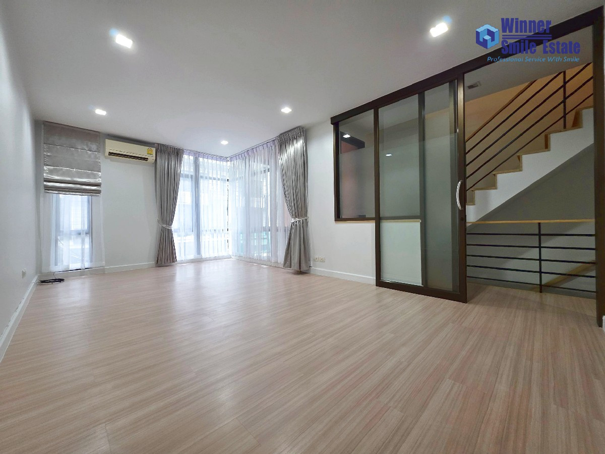 🔥 เช่า ออฟฟิต Plex Bangna วิวสวน เข้าซอยไม่ลึก ทำเลดี ใกล้เซนทรัล เมกาบางนา 🔥 เช่า ออฟฟิต Plex Bangna วิวสวน เข้าซอยไม่ลึก ทำเลดี ใกล้เซนทรัล เมกาบางนา