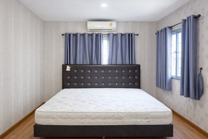 Sriwaree Fresh Market 900 m. LatKrabang54 For rent 2-story corner Massive townhome 3bed 2bath – รูปที่ 3