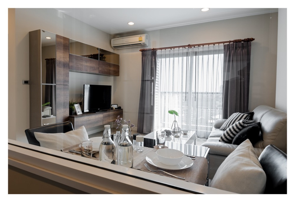 !! Beautiful room for rent, Condo The Crest Sukhumvit 34, near BTS Thonglor. !! Beautiful room for rent, Condo The Crest Sukhumvit 34, near BTS Thonglor.