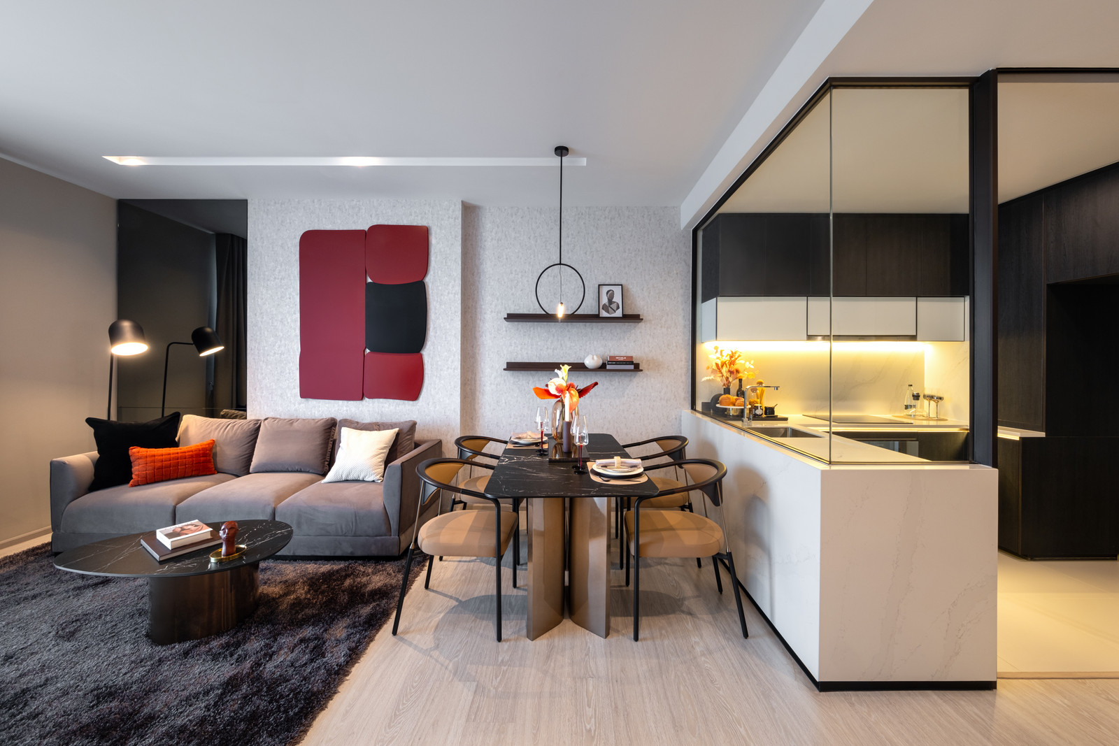 The Room Sukhumvit 38 ราคาตรงโครงการ แต่งครบ ฟรีค่าใช้จ่าย 2 ห้องนอน 79 ตรม. The Room Sukhumvit 38 ราคาตรงโครงการ แต่งครบ ฟรีค่าใช้จ่าย 2 ห้องนอน 79 ตรม.