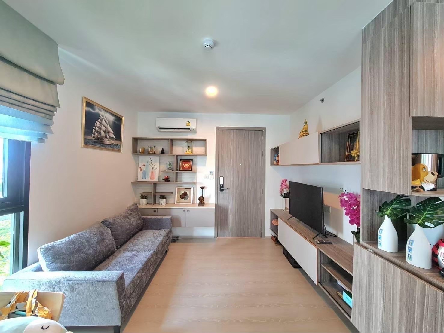 ขายคอนโด KnightsBridge Phaholyothin–Interchange 35 ตร.ม. One Bed Plus ห้องริม วิวสระ เฟอร์ครบ พร้อมอยู่ จาก 3.49 ล้าน ลดเหลือ 3.39 ล้านบาท ขายคอนโด KnightsBridge Phaholyothin–Interchange 35 ตร.ม. One Bed Plus ห้องริม วิวสระ เฟอร์ครบ พร้อมอยู่ จาก 3.49 ล้าน ลดเหลือ 3.39 ล้านบาท