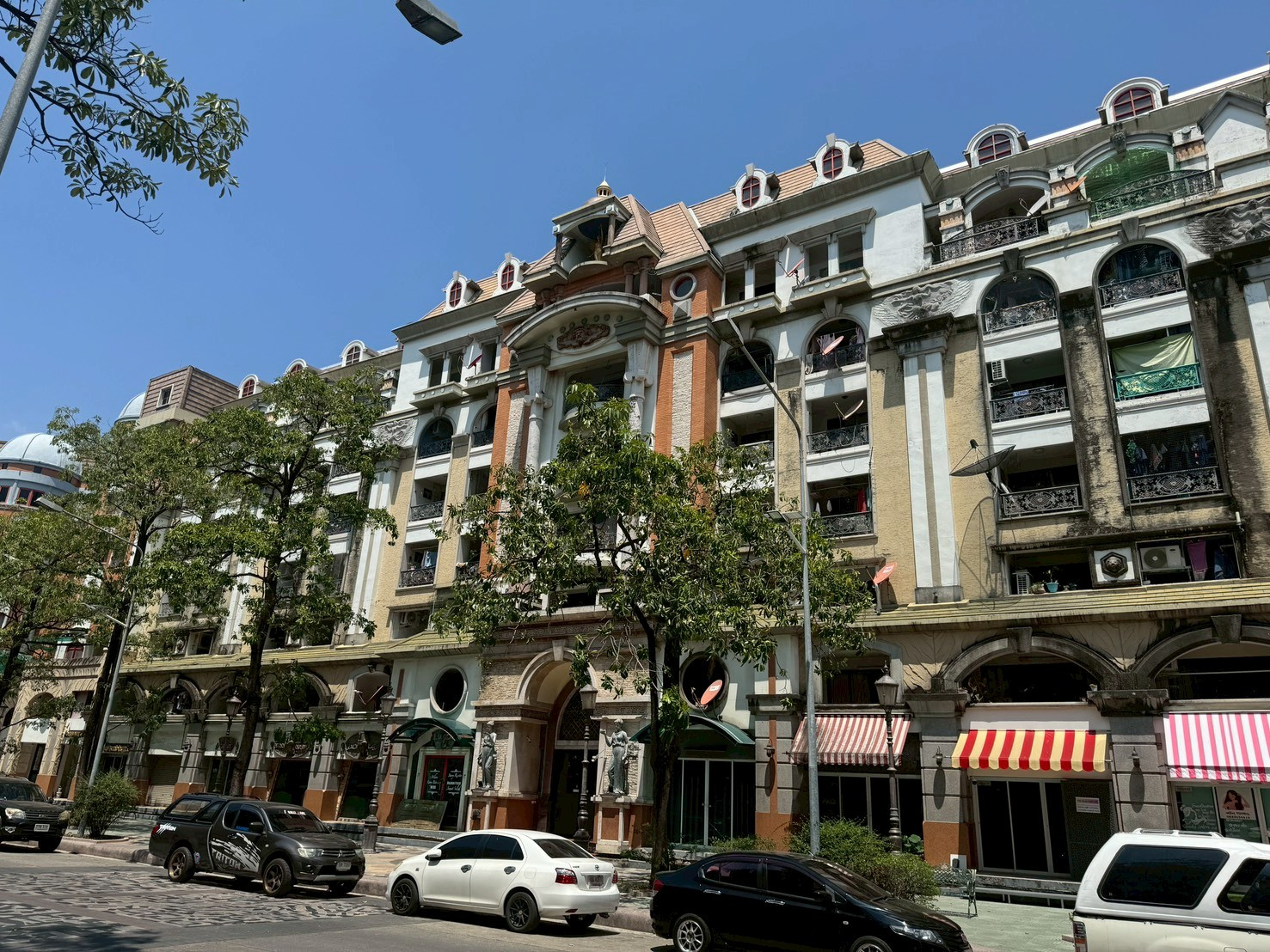 🔥 For Sale: Spacious 2-Bedroom Condo at Champs Elysees Tiwanon 🔥 🔥 For Sale: Spacious 2-Bedroom Condo at Champs Elysees Tiwanon 🔥