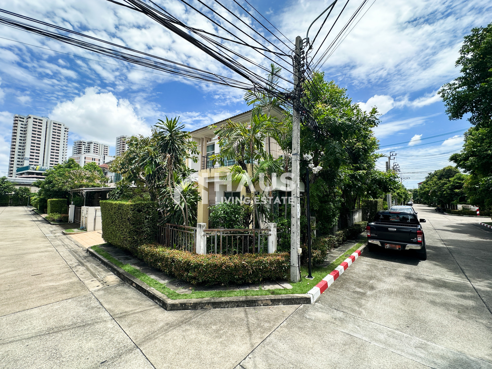 🏡 Project next to the main road! Corner detached house in excellent condition Traveling into the city is very convenient 🔥 Single house for sale, Life Bangkok Boulevard Ratchavipha 🔥 Life Bangkok Boulevard Ratchavipha / 3 bedrooms #HPCC077 – รูปที่ 2