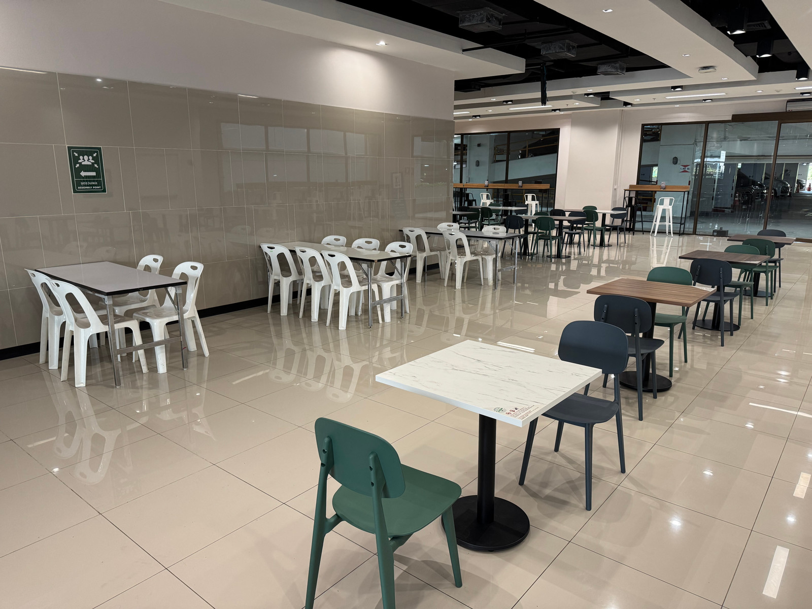 Rent Showroom Space near MRT Phetchaburi – รูปที่ 4