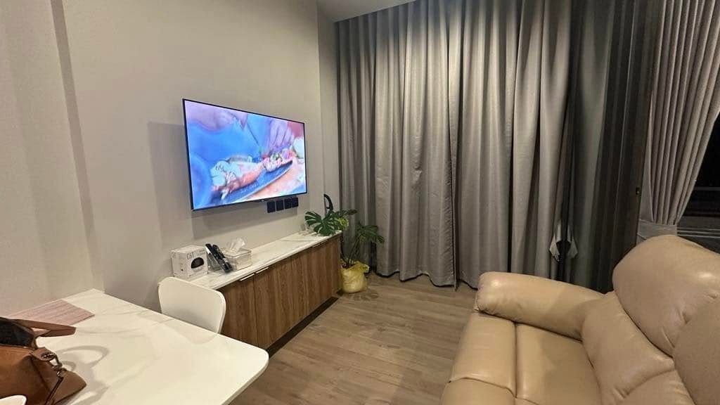!! Beautiful room for rent, Condo The Crest Park Residences, near MRT Phahon Yothin.