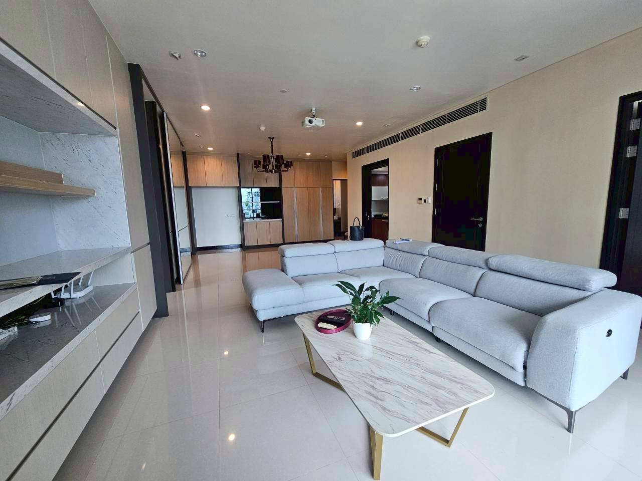 For Rent Condo The Park Chidlom, 2 Bed, 3 Bath, 1 Maid