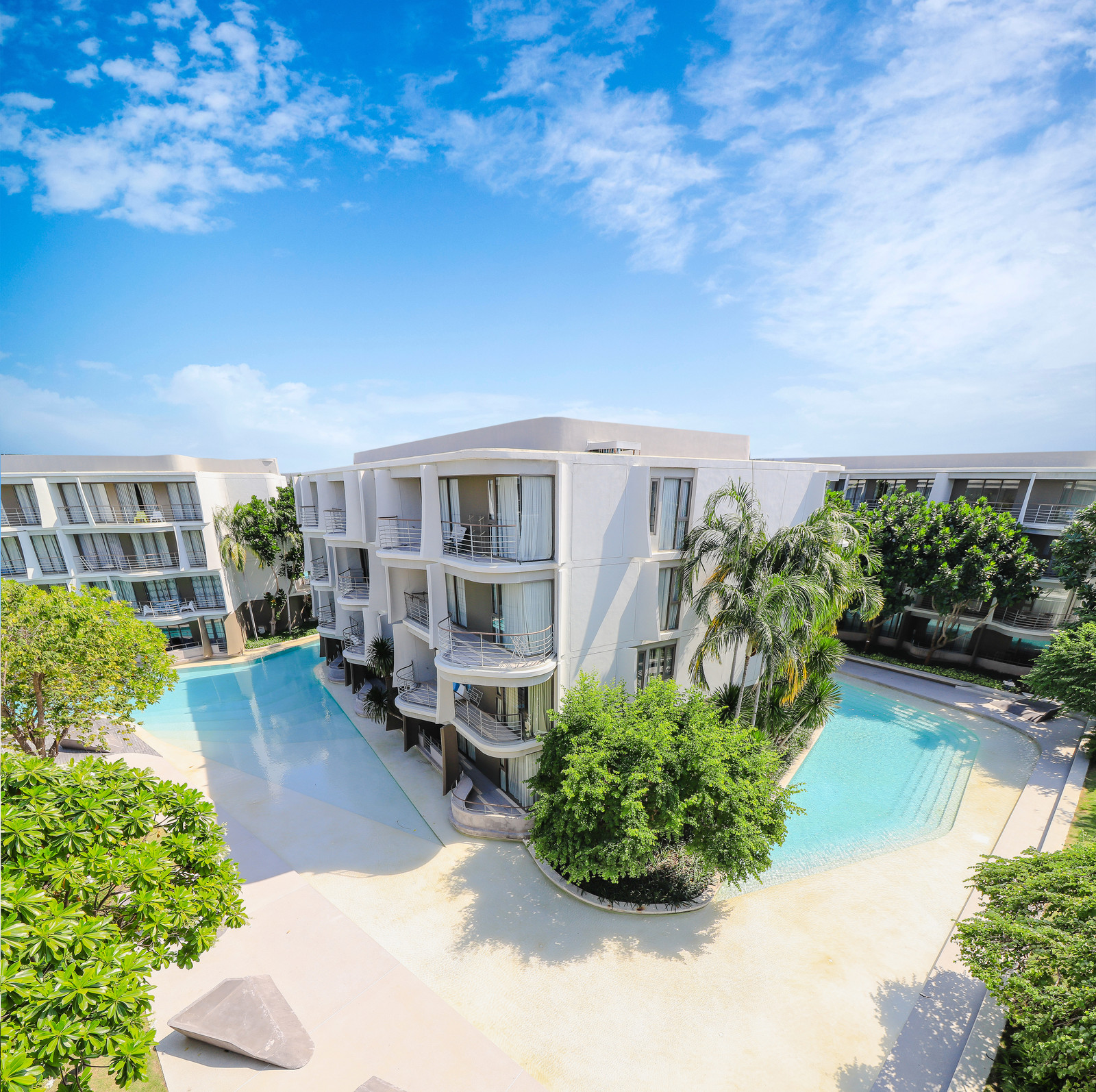 Condo for sale next to the sea “Baan Saen Kram Hua Hin“ | 2 bedrooms, 76 sq m., pool view | Fully furnished + new air conditioner | 4.9 million (negotiable) Condo for sale next to the sea “Baan Saen Kram Hua Hin“ | 2 bedrooms, 76 sq m., pool view | Fully furnished + new air conditioner | 4.9 million (negotiable)