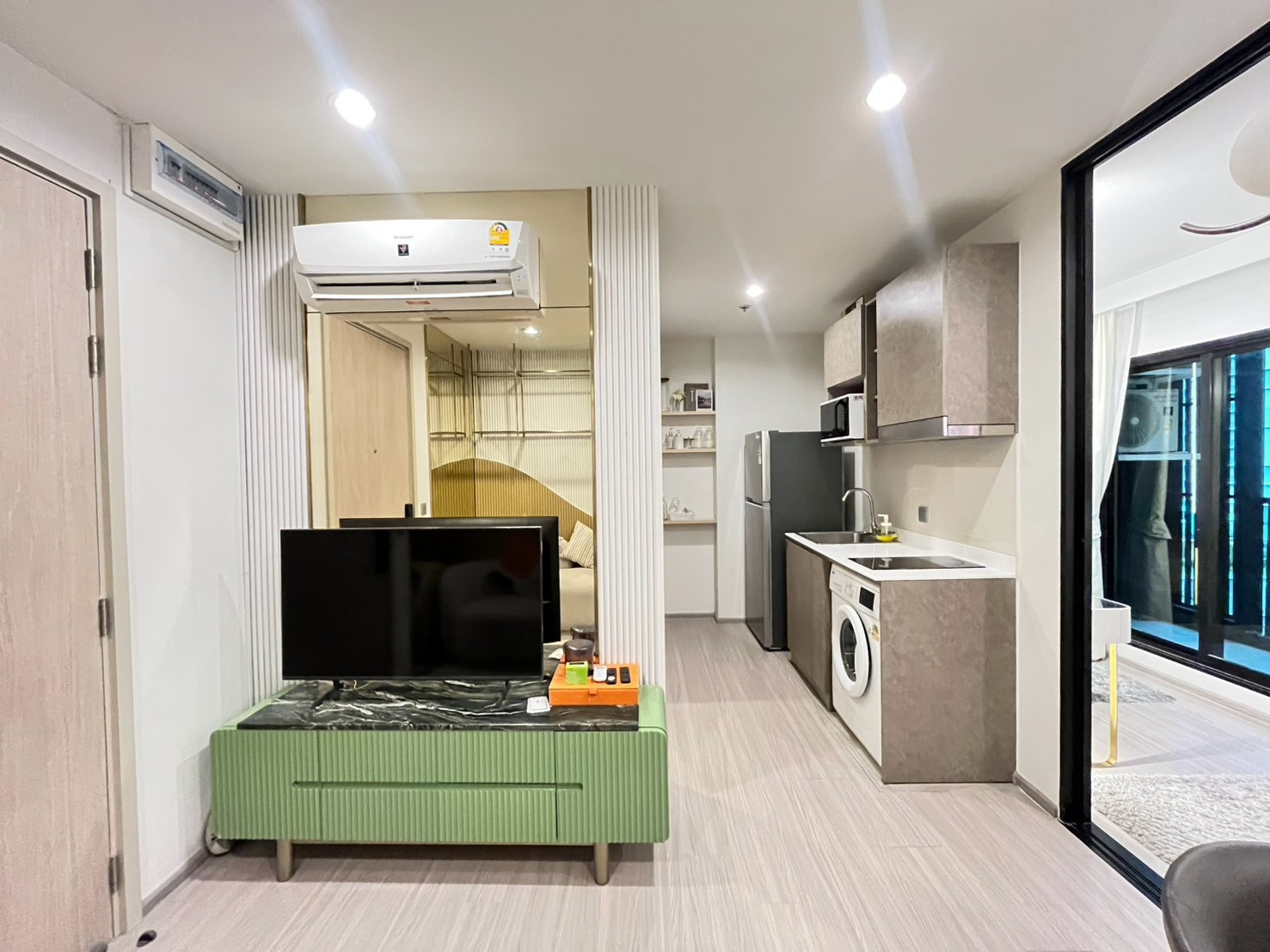 PFD-08762 Condo for rent, Aspire Erawan Prime, fully furnished, ready to move in, near BTS Chang Erawan 🏙️✨ PFD-08762 Condo for rent, Aspire Erawan Prime, fully furnished, ready to move in, near BTS Chang Erawan 🏙️✨