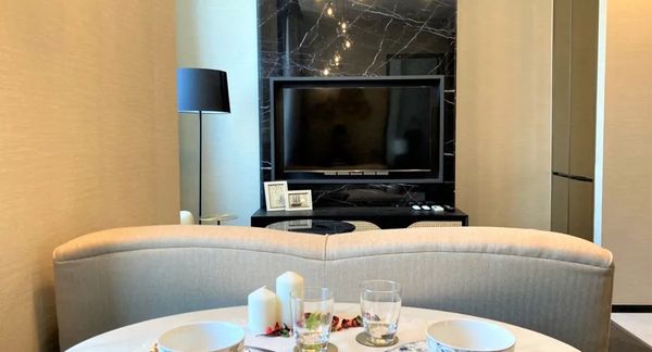AVAILABLE NOW ( FOR RENT ) 1 BEDROOM 43 SQ.M Question / Appointment 094-641-5974