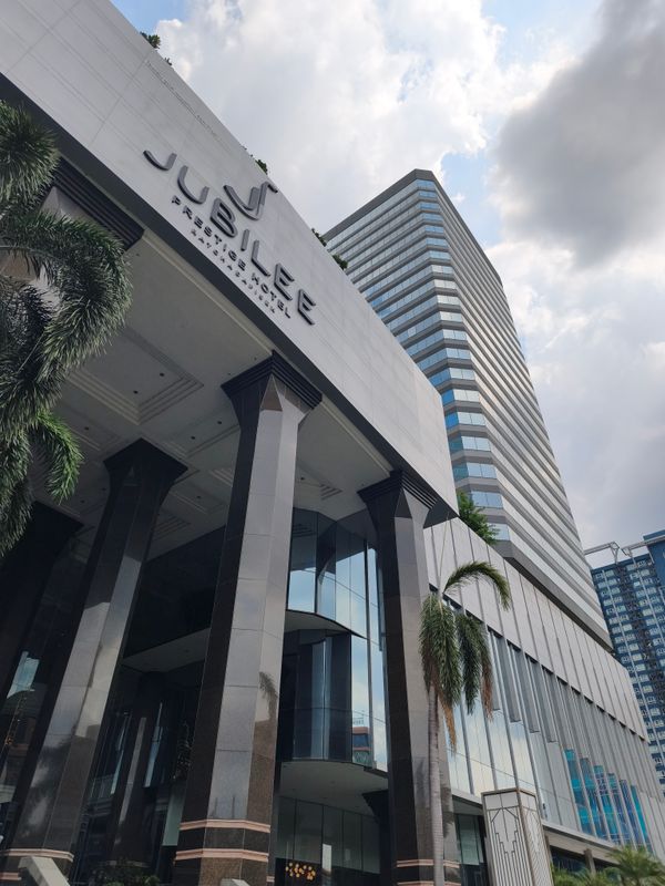 เซอร์วิสออฟฟิศ สำนักงาน ให้เช่า รัชดา พระราม9 Serviced Office ตกแต่งสวย พร้อมเข้าอยู่ พื้นที่สำนักงาน อาคาร จูบิลี่ เพรสทิช ทาวเวอร์ - Jubilee Prestige Tower พื้นที่สำหรับ 1 - 100 ท่าน (เริ่มต้น 8,500 บาท/เดือน) ใกล้รถไฟฟ้าใต้ดิน MRTห้วยขวาง ย่าน รัชดา, ห