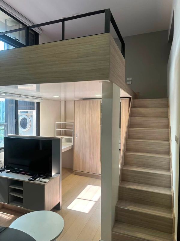 Condo for Rent – Chewathai Residence Asoke (ชีวาทัย เรสซิเดนซ์ อโศก) | Duplex | 1 Bed 1 Bath | 35 sqm | Floor 12 | Rama 9–Asoke | 20,000 THB/month | LINE: @500vvzzy | Ref: TR0102