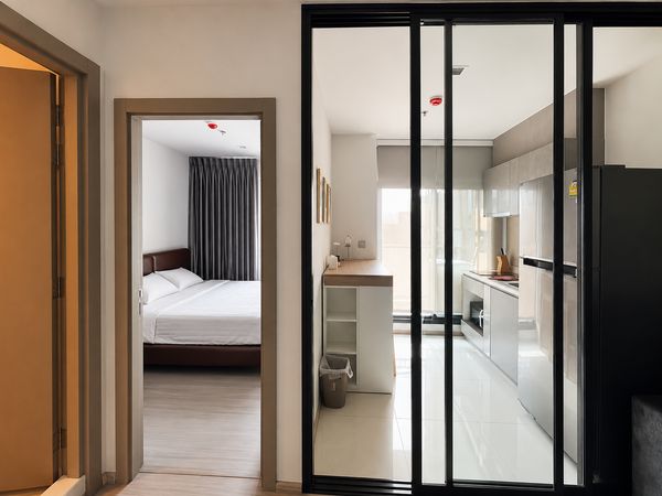 🔥 ห้องใหญ่ 32 ตร.ม. ราคาพิเศษ 18,000 บาท! 🔥 ✨ Life Asoke - Rama 9 | ชั้นสูง วิวสวย ใกล้ MRT พระราม 9 ✨