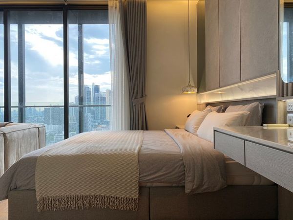 Beatniq Sukhumvit 32, luxury room, 43 sq m, ready to move in, 52,000 baht.