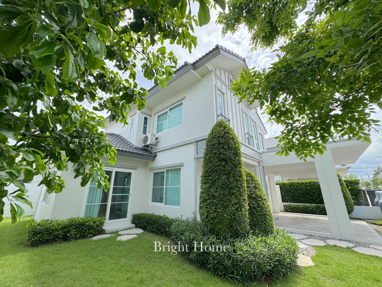 Single house for rent, Villaggio Village 3, Srinakarin-Bangna, property code R644. Single house for rent, Villaggio Village 3, Srinakarin-Bangna, property code R644.