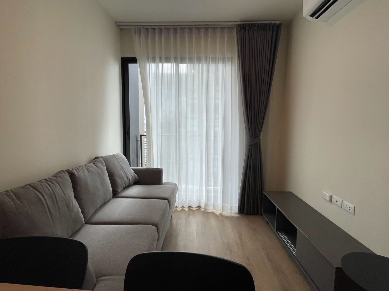 New! Nue District R9 New! Nue District R9
