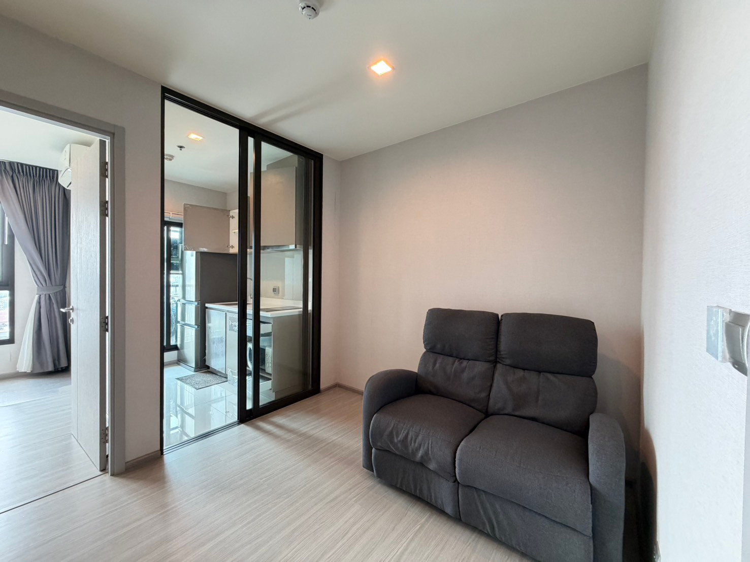 BTS Bangchak For rent 1 bedroom at Life sukhumvit 62