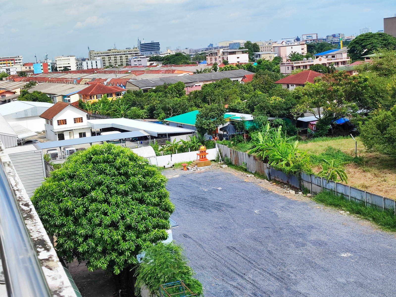 ให้เช่าที่ดินติดถนนนวมินทร์ ขนาด 2 ไร่ 1 งาน – รูปที่ 4