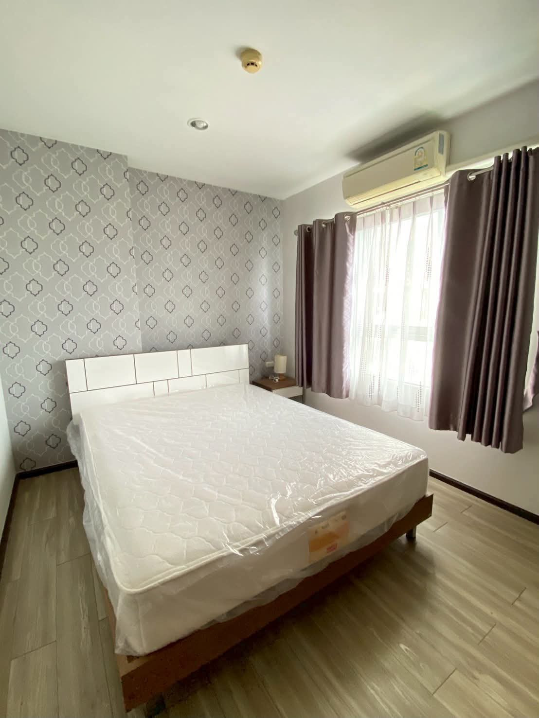 📢 Large corner room Pool view! 🏊 For sale!! Origins Bangmod-Rama 2, beautiful condition✨ ready for immediate ownership!