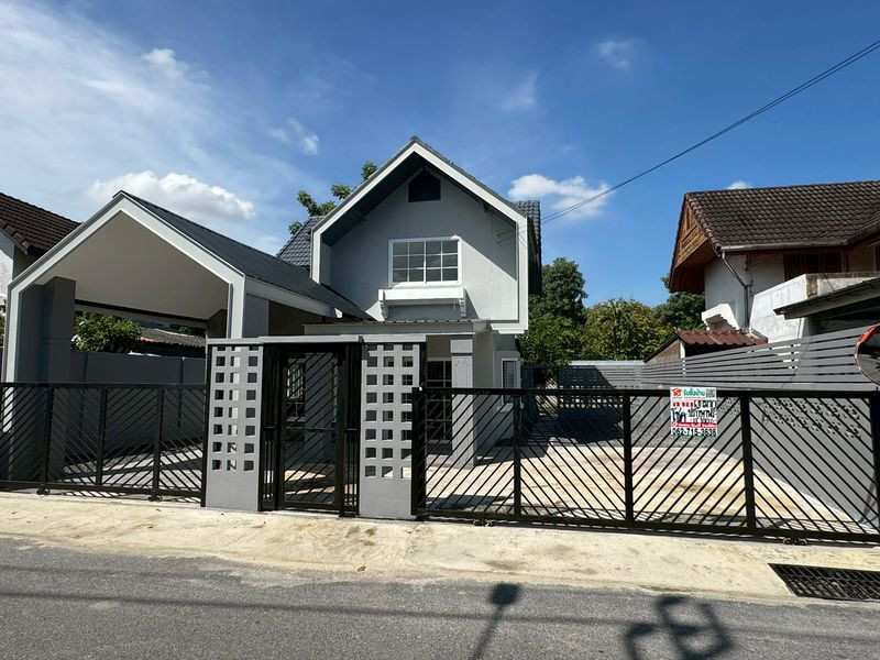 ขายถูก บ้านเดี่ยว 2 ชั้น 49 ตร.วา. หมู่บ้านชื่นกมลนิเวศน์  ซ.รามอินทรา 60 บ้านมี 3 ห้องนอน 2 ห้องน้ำ – รูปที่ 2