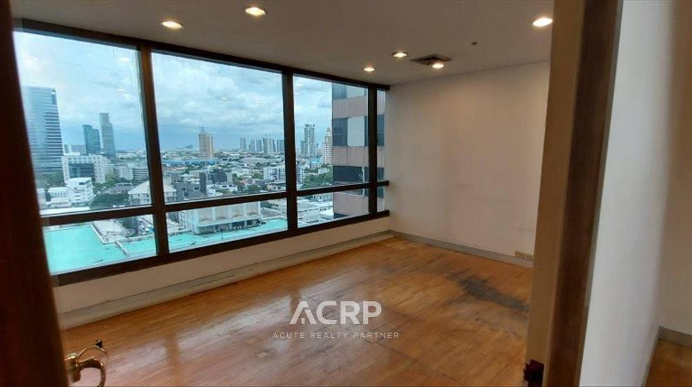 Office space for sale on Phaholyothin Rd. walking in 5 mins to BTS Ari 343 sq.m. Good view – รูปที่ 4