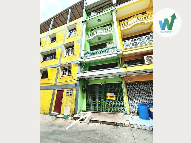 Commercial building for sale, 3 and a half floors, Petchkasem 42, Intersection 1, suitable for business, residence, parking for 2 cars, additions. Near BTS Bang Wa station. Commercial building for sale, 3 and a half floors, Petchkasem 42, Intersection 1, suitable for business, residence, parking for 2 cars, additions. Near BTS Bang Wa station.