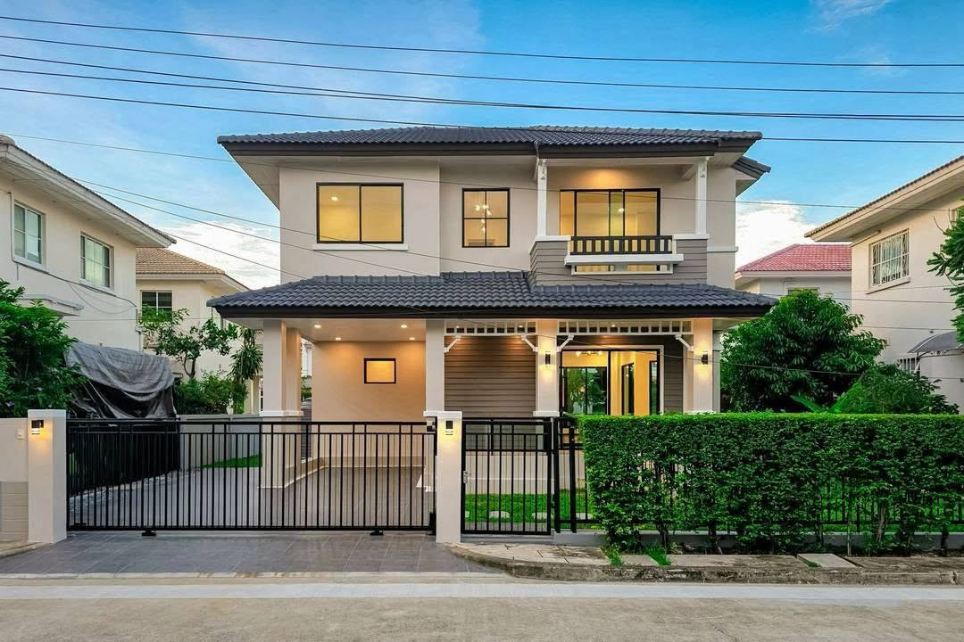 ขาย บ้านเดี่ยวรีโนเวทใหม่ ทั้งหลัง บ้านเดี่ยวแบรนด์ Land and houses บรรยากาศเงียบสงบ มีความเป็นส่วนตัวหมู่บ้านมัณฑนา ปิ่นเกล้า-พระราม 5