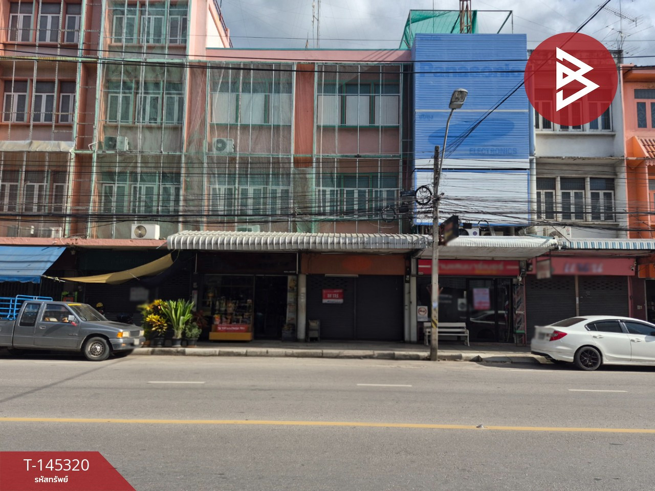 Commercial building for sale, 3 floors, area 22 sq m, Na Mueang, Ratchaburi. Commercial building for sale, 3 floors, area 22 sq m, Na Mueang, Ratchaburi.
