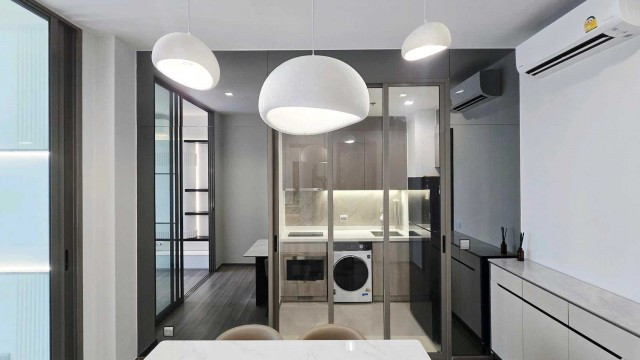 Condo for rent Rhythm Charoenkrung Pavilion, size 1 bedroom, 45 sq m., near BTS Saphan Taksin. Condo for rent Rhythm Charoenkrung Pavilion, size 1 bedroom, 45 sq m., near BTS Saphan Taksin.