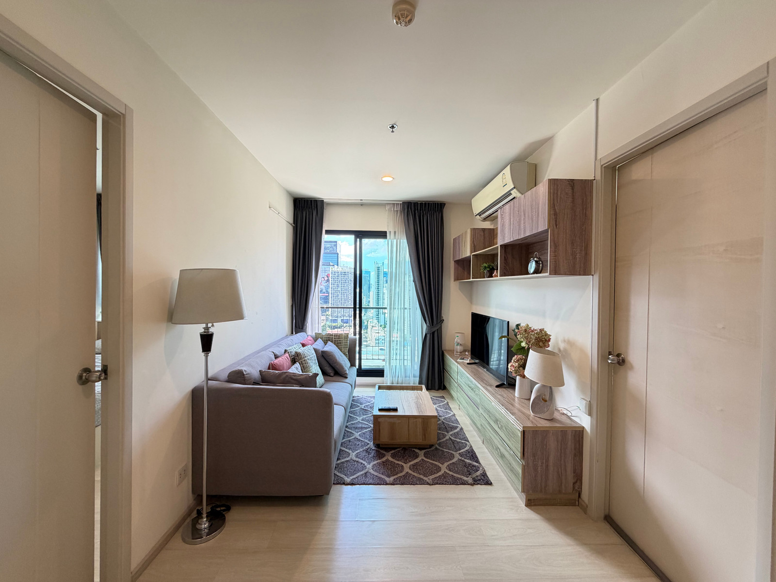 For rent 2 bedrooms at Life Asoke For rent 2 bedrooms at Life Asoke