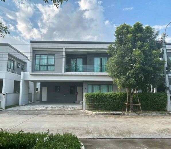 svs357 ให้เช่า บ้านเดี่ยว 2 ชั้น เซนโทร บางนา Centro Bangna หน้าสวน Clubhouse Line: @956uovqp