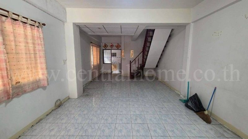 Townhouse Sapdinthong, corner house, beautiful house, cheap price – รูปที่ 3