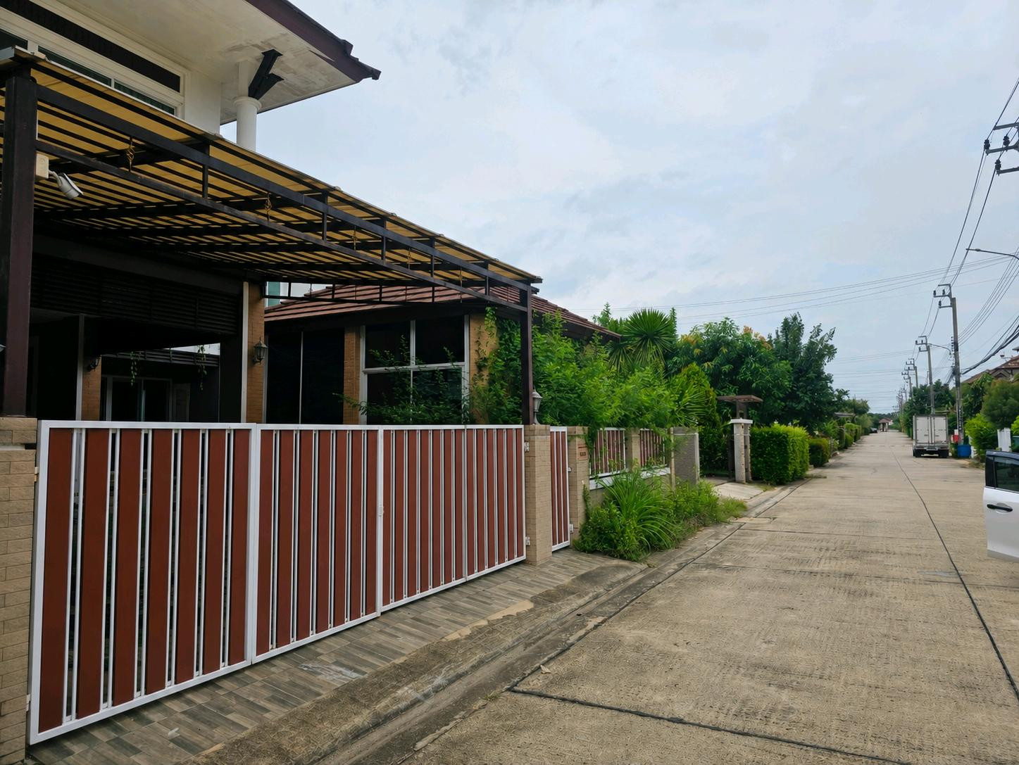 บ้านเดี่ยว มบ.ลัดดาวิลล์ 1-2 บ้านกล้วย-ไทรน้อย 77 ตร.ว.4นอน2น้ำ 1ออฟฟิต ตกแต่ง-ต่อเติมทั้งหลัง 📌  – รูปที่ 3