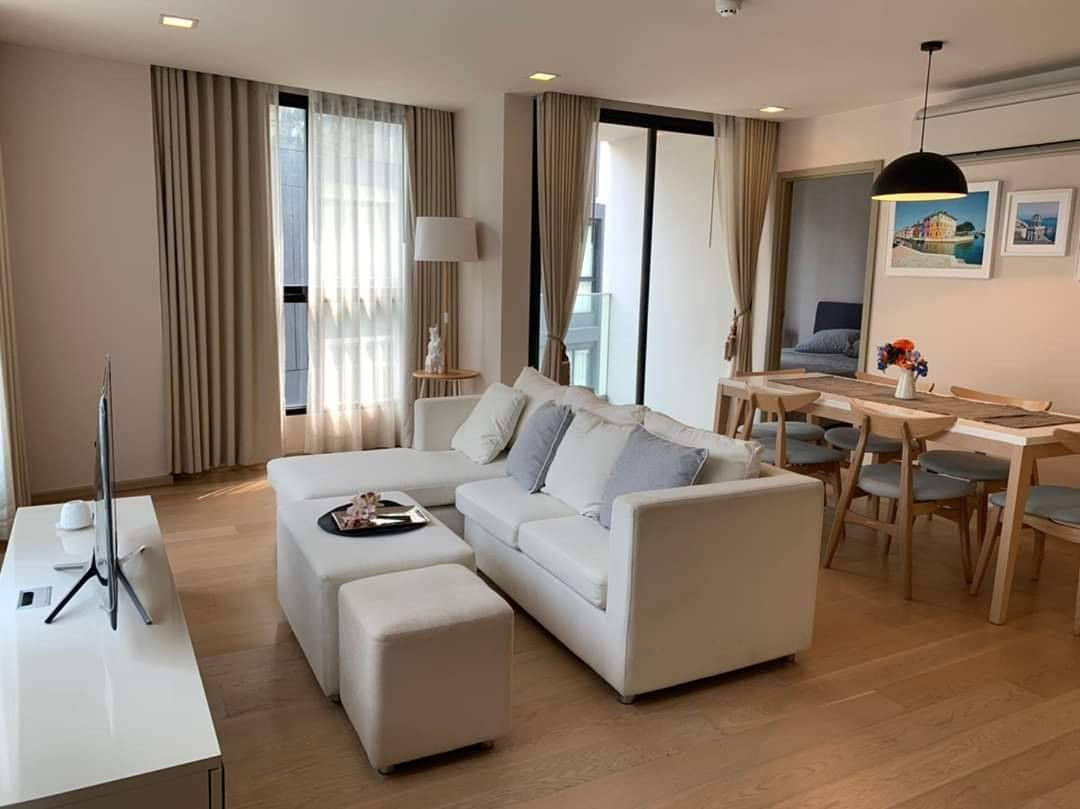 ++Urgent rent++ Liv@49 Liv @ 49, 3 bedrooms, 95 sq m, high floor, very beautifully decorated, spacious room, open view.