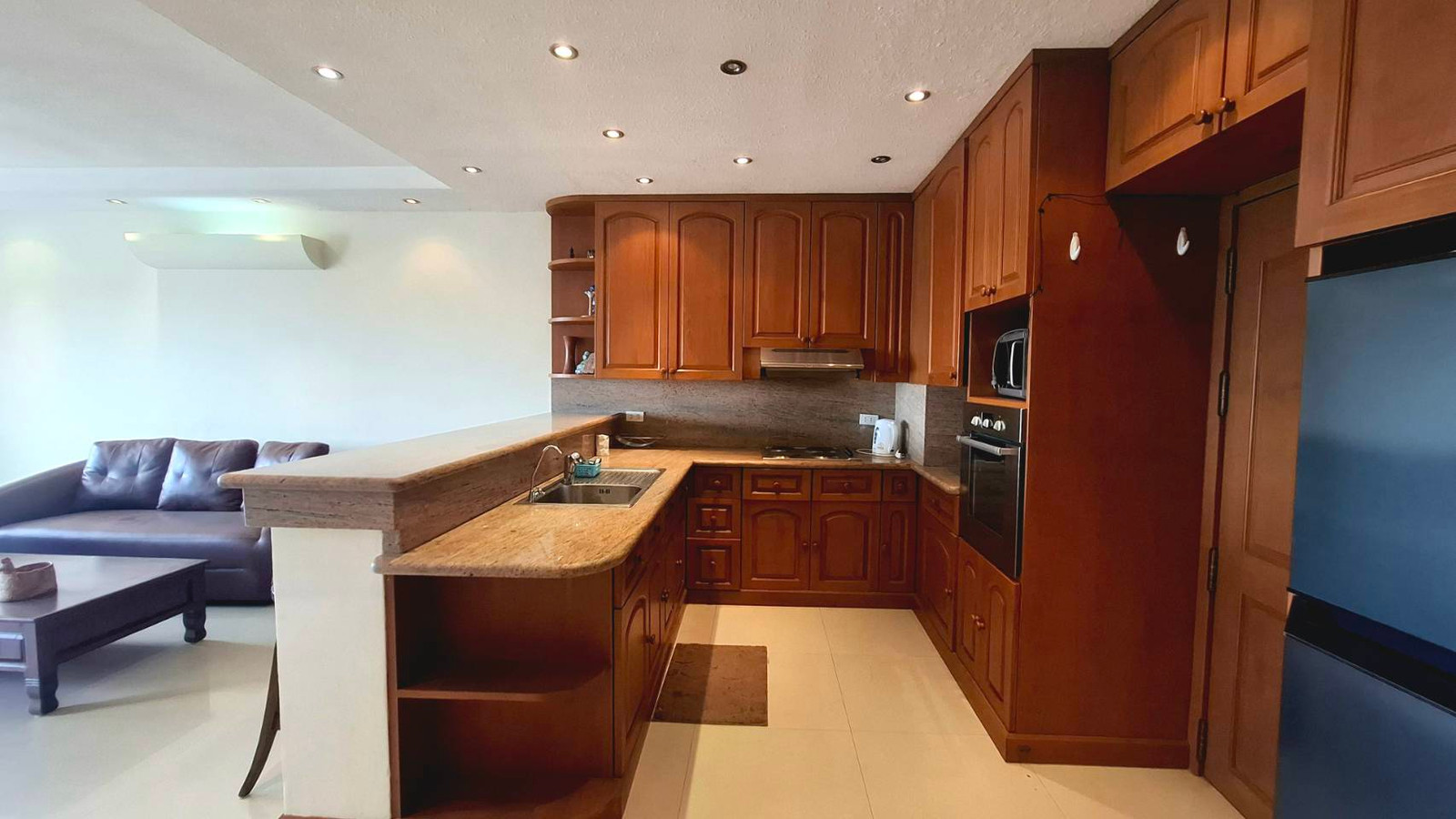 Spacious 1-Bedroom Condo for Rent at Chiang Mai Riverside Condominium  Near Chiang Mai International Airport | 92 sq.m. | Home Office | High Floo – รูปที่ 2