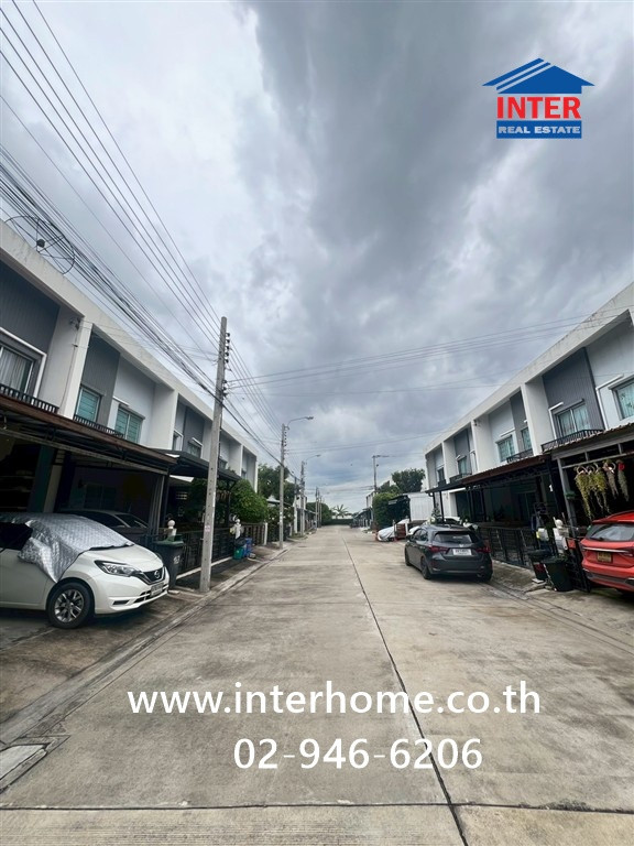 ทาวน์โฮม 2 ชั้น 18.5 ตร.ว. หมู่บ้านฮาบิทาวน์เนสท์ ท่าข้าม-พระราม2 ใกล้หมู่บ้านบุราสิริ ท่าข้าม-พระราม 2 ซอยเทียนทะเล19 แยก2-6-1 ถนนกาญจนาภิเษก เขตบางขุนเทียน กรุงเทพมหานคร