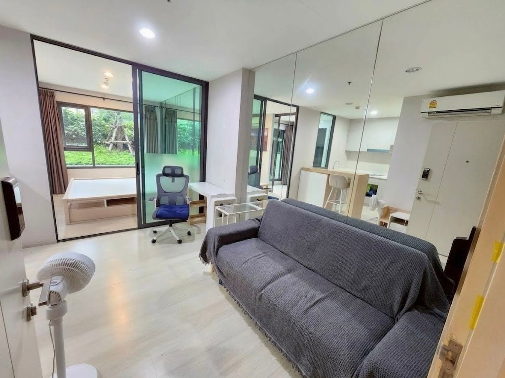 Beautiful room with furniture, very good price!!⭐️Life Pinklao(Life Pinklao) Beautiful room with furniture, very good price!!⭐️Life Pinklao(Life Pinklao)