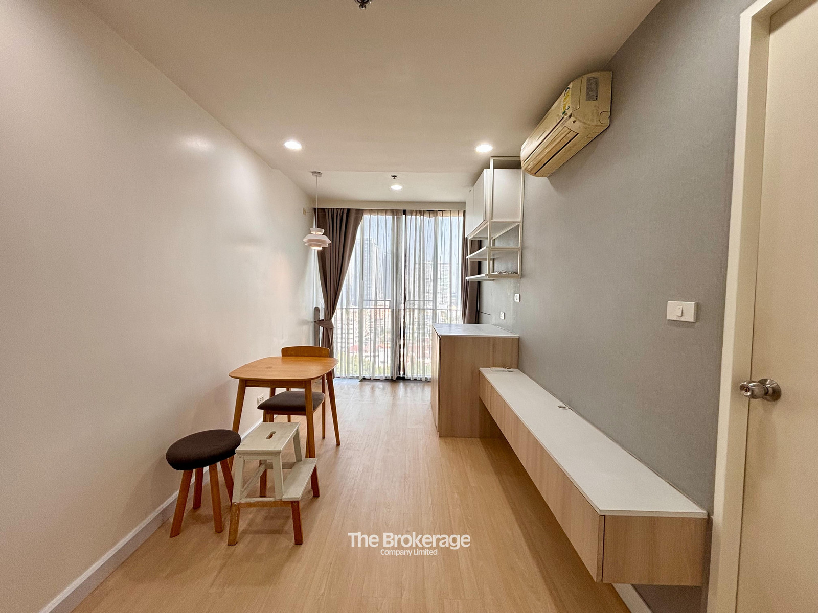 ขายพร้อมผู้เช่า! คอนโด ไอดีโอ ลาดพร้าว 5 (Ideo Ladprao 5) 1 ห้องนอน 1 ห้องน้ำ 33 ตร.ม. 3.10 ล้านบาท ติดต่อไลน์ : @thebrokerage ขายพร้อมผู้เช่า! คอนโด ไอดีโอ ลาดพร้าว 5 (Ideo Ladprao 5) 1 ห้องนอน 1 ห้องน้ำ 33 ตร.ม. 3.10 ล้านบาท ติดต่อไลน์ : @thebrokerage