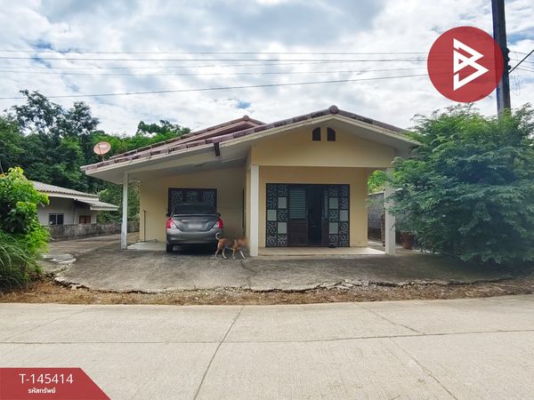 Single-storey detached house for sale, area 55.8 square meters, Samnak Thong, Rayong.
