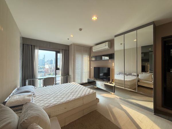 BTS thonglor For rent 1 bedroom at Rhythm sukhumvit 36-38
