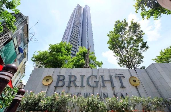 ✨ For Sale : Bright Wongwian Yai Condo ✨ 💰 Only  3,400,000 THB