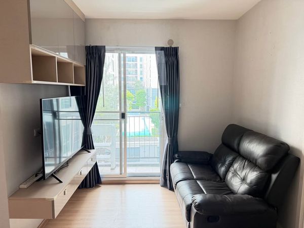 Condo for sale, Plum Condo Mix Chaengwattana Phase 4 project, good location, convenient travel, near BTS Phranakhon Rajabhat Station.