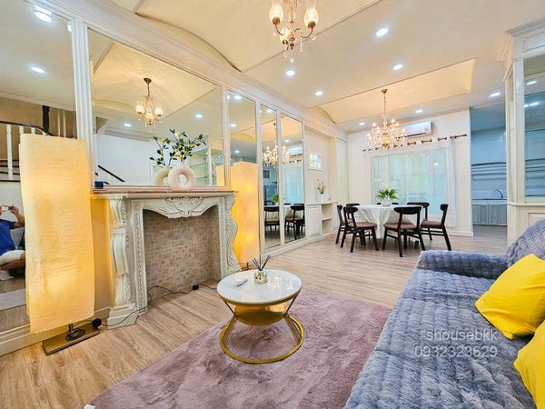 Townhouse Baan KlangKrung Grand Vienna Rama3 for Rent 3beds 4baths 250sqm 68,000 per month