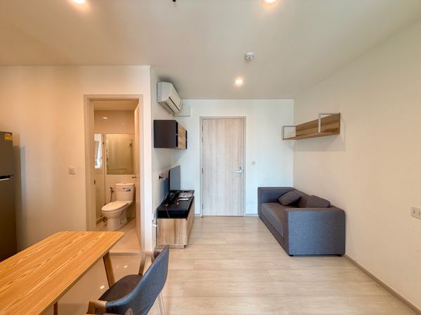 For rent 2 bedrooms 1 bathroom at Life Asoke