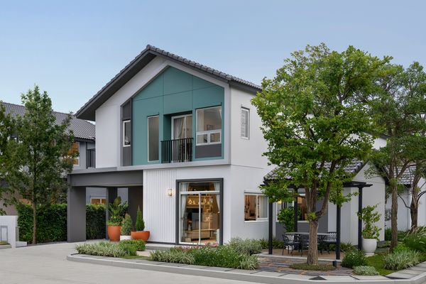 Single house for sale in Korat, Saransiri Korat, Saransiri Korat, single house, 4 bedrooms, next to the main bypass road. Near The Mall Korat, a leading hospital, peace of mind with the LIV-24 system, close to the M6 ​​motorway, only 10 minutes to the cit