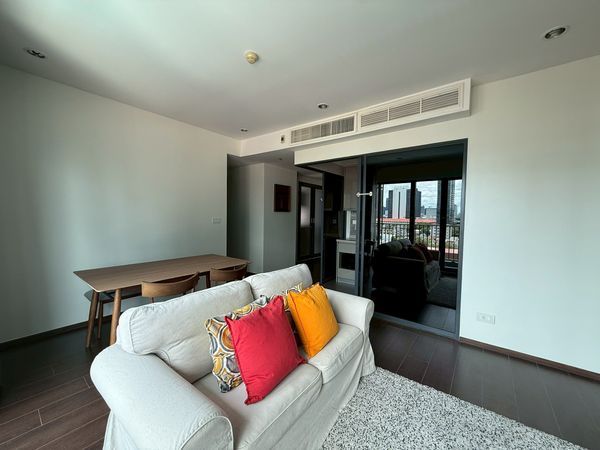 Condo C Ekkamai for rent, 2 bedrooms, 2 bathrooms, 9th floor, 65 sq m.