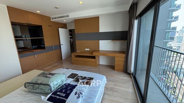 For Rent: Noble Remix Corner Unit, 2 Bedrooms, 2 Bathrooms – Only 65,000 THB/Month Direct BTS Access