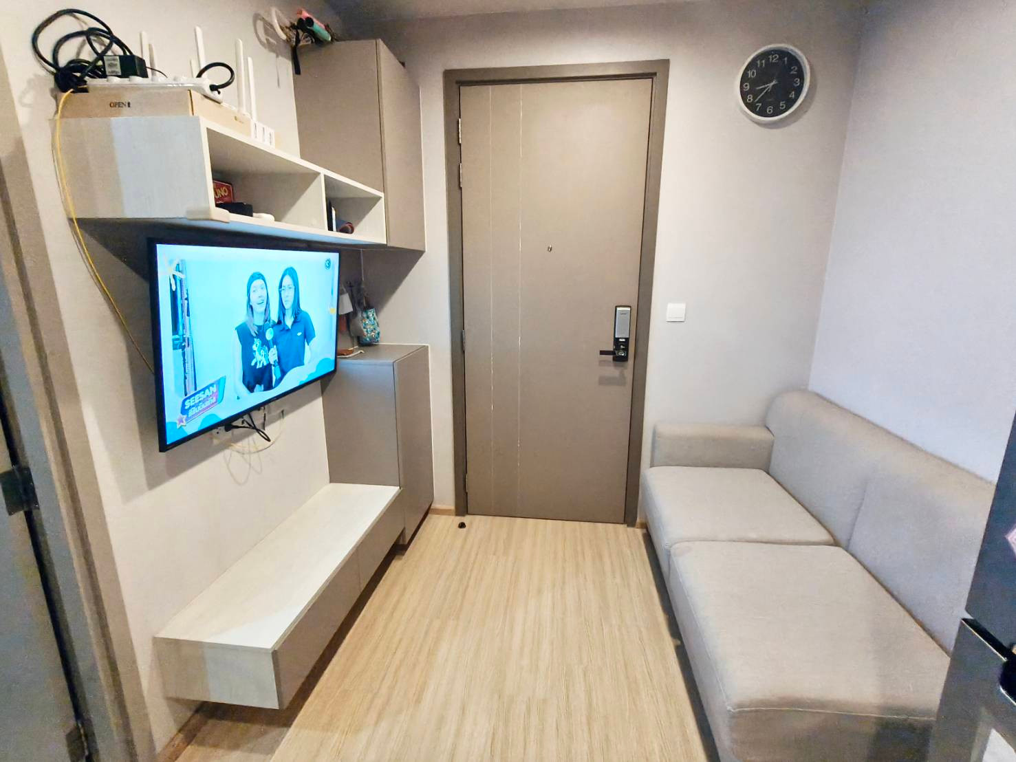 ขายคอนโด The Privacy Thaphra Interchange (ไพรเวซี่ ท่าพระ)  ราคาถูกมาก 2.39 ล้าน () ห้อง Fully Furnished พร้อมเข้าอยู่ – รูปที่ 2